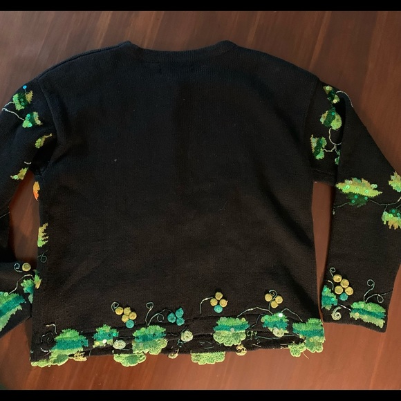 Jane’s Closet…Fall beaded cardigan….EUC! - Picture 3 of 4